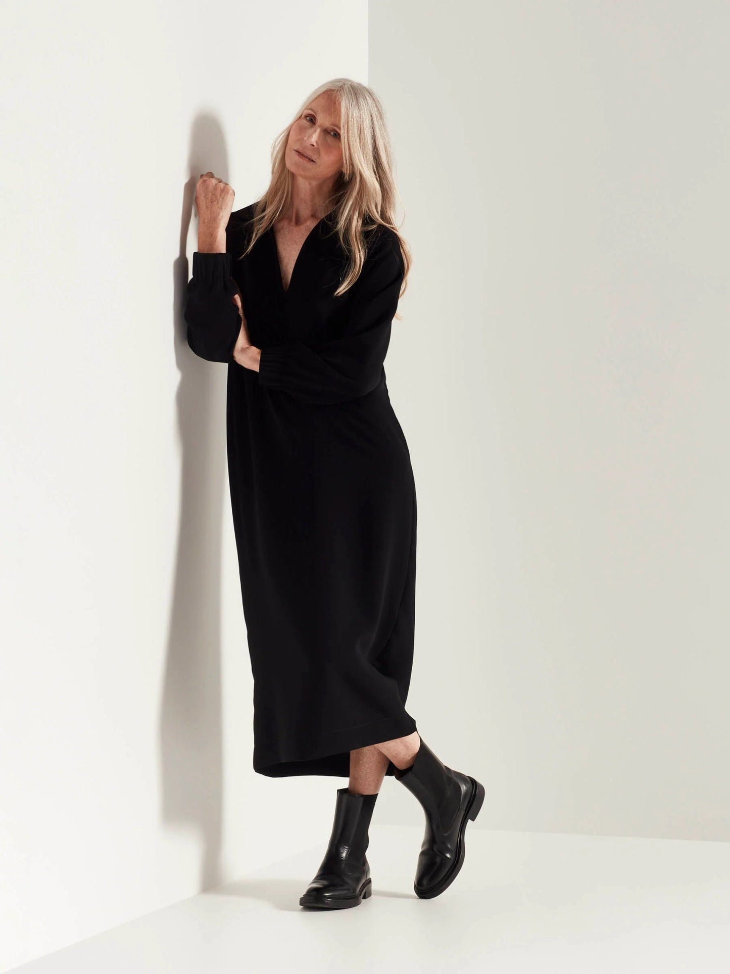 Juliette Hogan | Tracey Tunic | (Triacetate Drape) Black | Palm Boutique