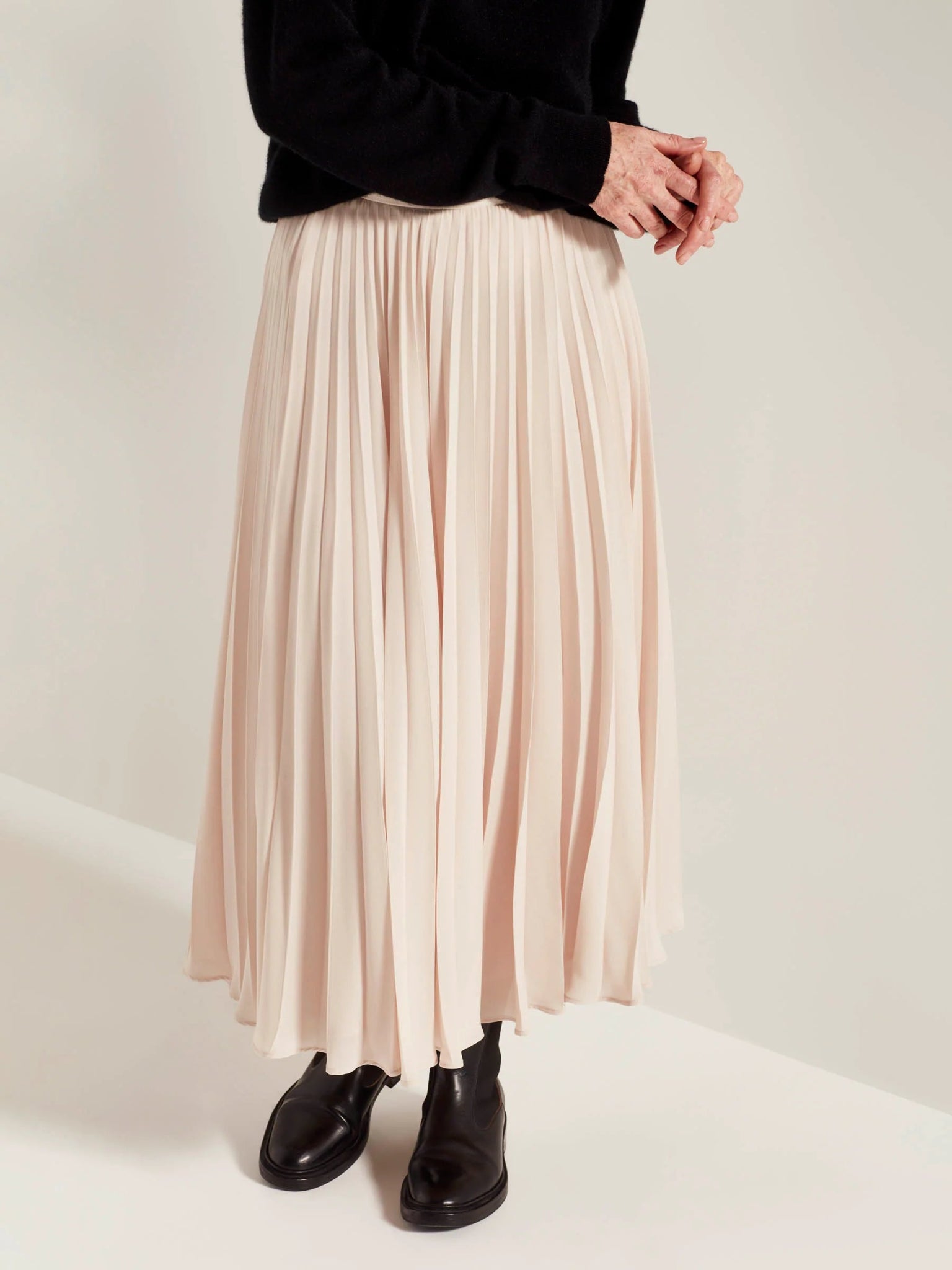 Juliette Hogan | Posey Pleat Skirt (Matte Pleat) | Ecru | Palm Boutique